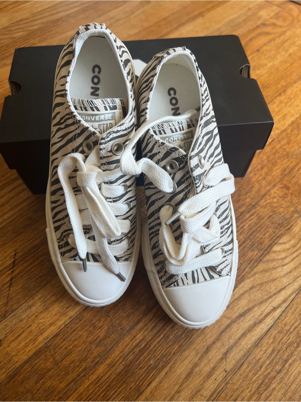 Converse Low Top Zebra Print Sneakers - Black & White CTAS LIFT OX